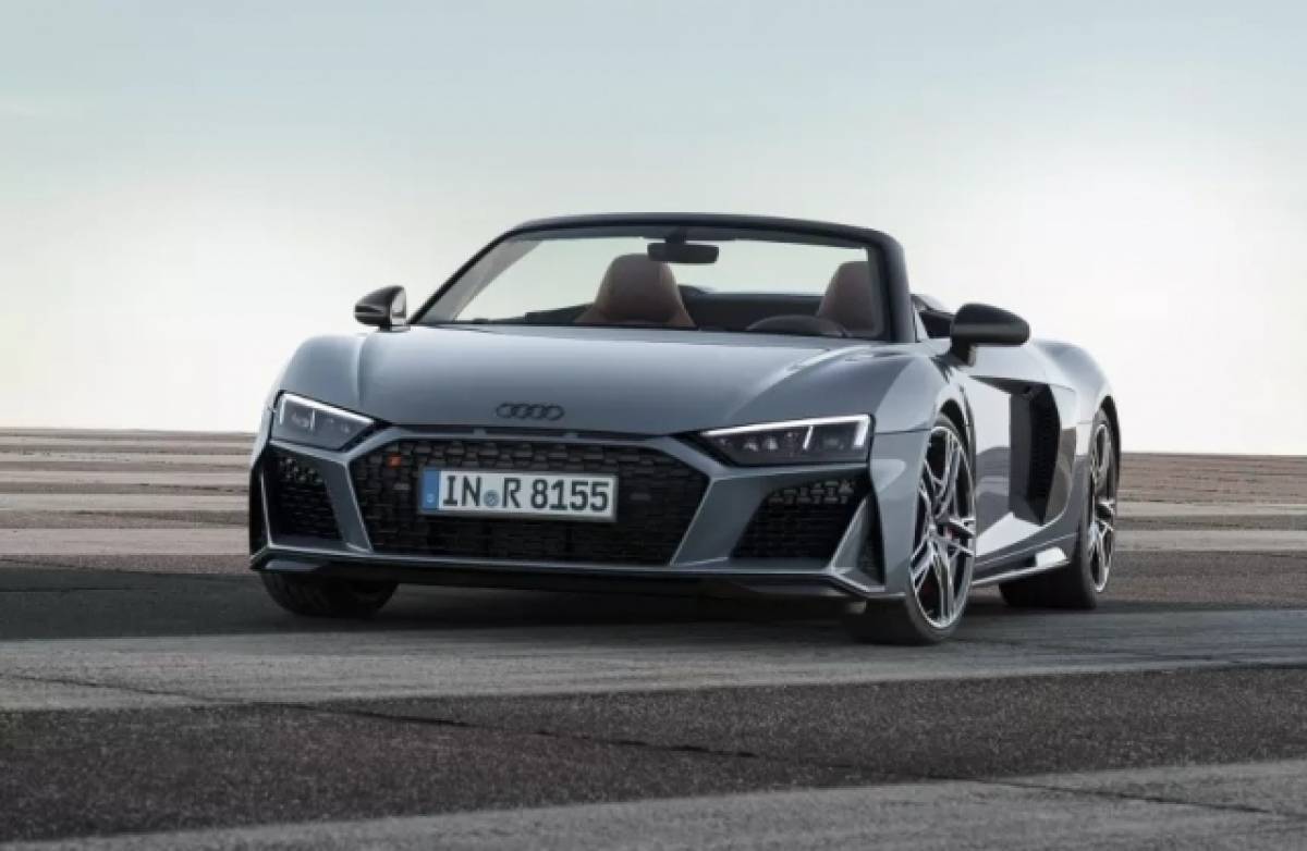 Το νέο, πολύ σέξι και στιλάτο Audi R8 (photos)