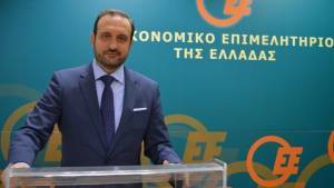 Κόλλιας: Να διαγραφούν τα πρόστιμα για τις εκπρόθεσμες ΜΥΦ 2014