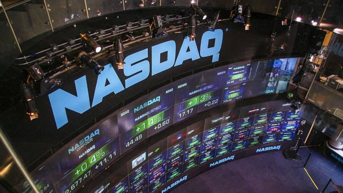Wall Street: Ο Nasdaq «έσπασε» το φράγμα των 9.000 μονάδων