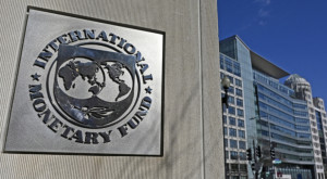 ΔΝΤ: Καμπανάκι για τις παγκόσμιες τράπεζες – Η απειλή από ένα κραχ στην AI