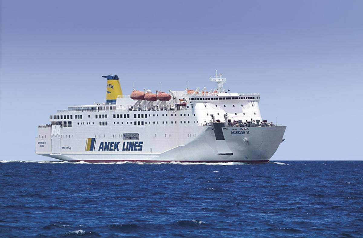 Η ΑΝΕΚ LINES πράττει τοπικά!