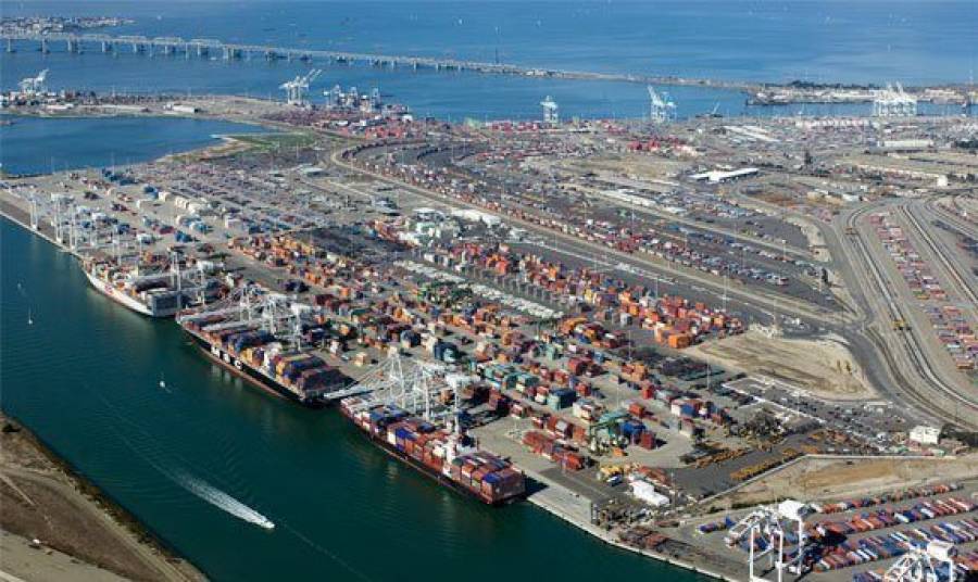 Νέο ρεκόρ σε όγκους εισαγωγών σημείωσε το Port of Oakland