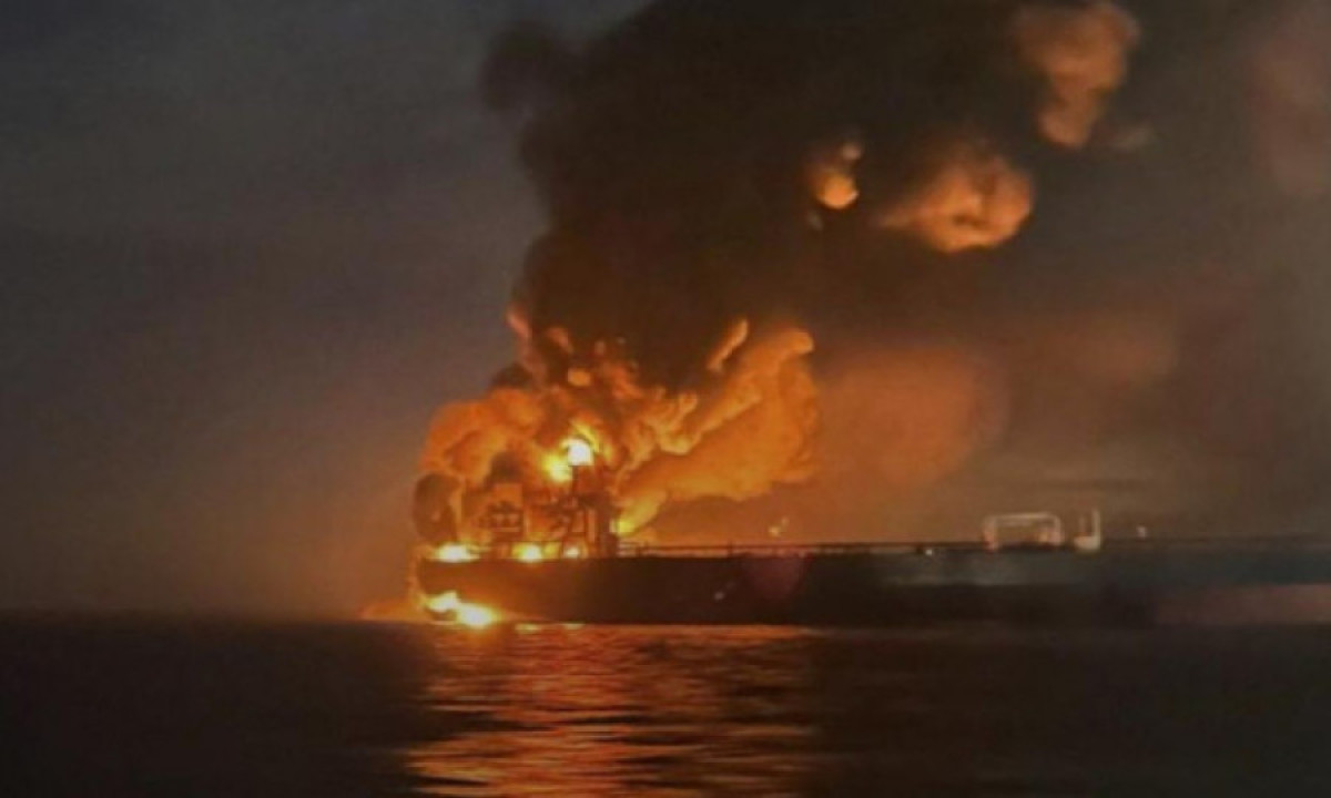 Τρίτη ουκρανική επίθεση σε τάνκερ του ρωσικού «σκιώδους στόλου» στη Μαύρη Θάλασσα