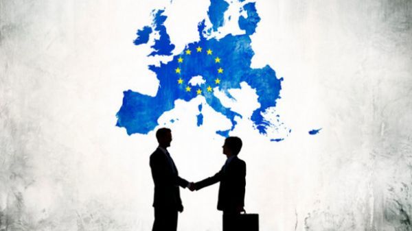 Θεσμικά όργανα ΕΕ: Επιδιώκουν διαφάνεια στους «λομπίστες» με... καθυστέρηση