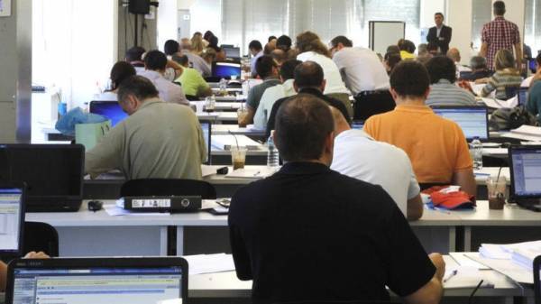 Δεκαήμερη παράταση στην αξιολόγηση των δημοσίων υπαλλήλων