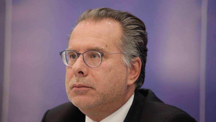 Κουμουτσάκος: Η κυβέρνηση δεν αγνοεί τις τοπικές κοινωνίες