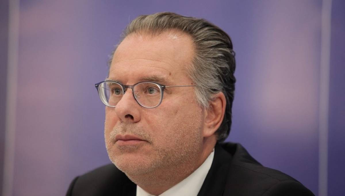 Κουμουτσάκος: Η κυβέρνηση δεν αγνοεί τις τοπικές κοινωνίες