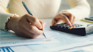 Βήμα-βήμα τα ποσά των επιστρεπτέων προκαταβολών και η πληρωμή τους