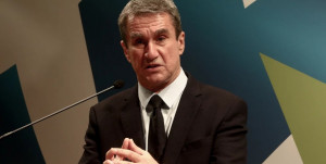 Λοβέρδος: Προβοκατόρικη η συμπεριφορά του Ακάρ