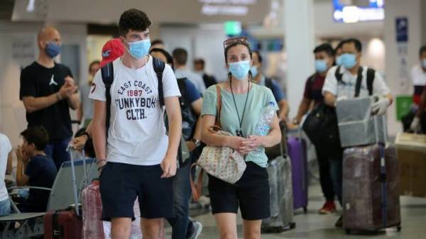 Κορονοϊός-Νέα μέτρα: Μοντέλο Πόρου και αλλού-Όριο 50 ατόμων στις εκδηλώσεις