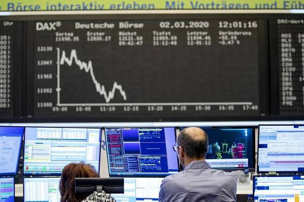 Επενδυτική «ισορροπία» στα ευρωπαϊκά χρηματιστήρια