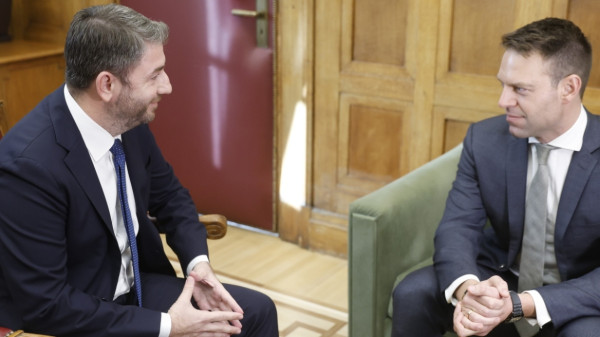 Ο Κασσελάκης... λιγουρεύεται το ψηφοδέλτιο Επικρατείας του ΠΑΣΟΚ