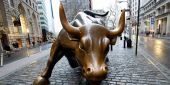 Σημαντικά κέρδη για τη Wall Street