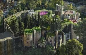 Αρχιτέκτονας μετέτρεψε ένα εργοστάσιο τσιμέντου σε μια ονειρική κατοικία