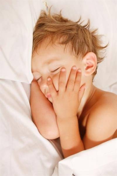 Νέα έρευνα: Γιατί να βάζετε τα παιδιά νωρίς για ύπνο