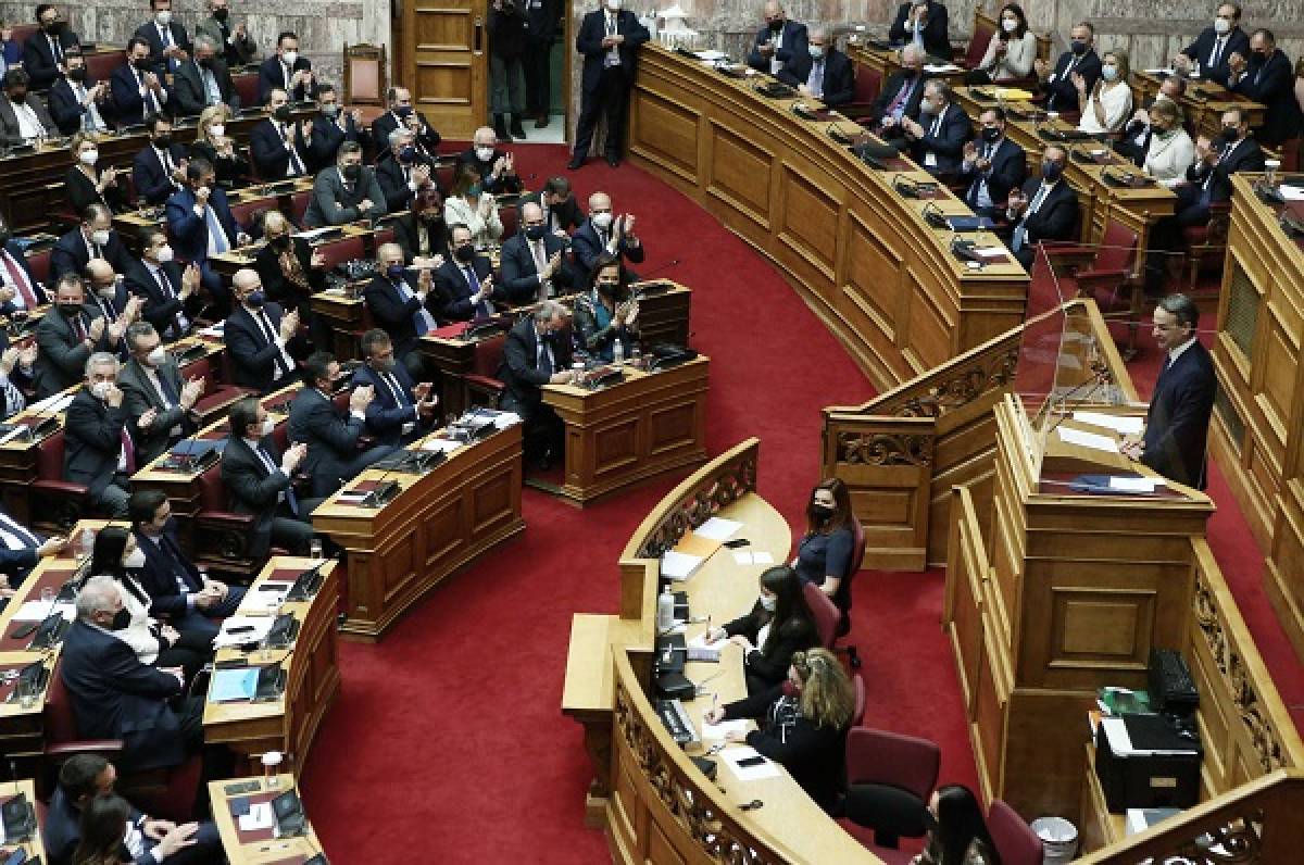 Καταψηφίστηκε η πρόταση μομφής- 156 κατά, 142 υπέρ, 1 παρών