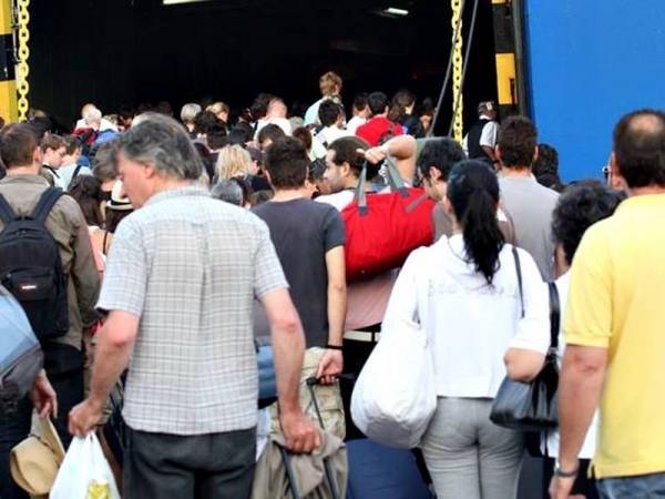 Ξεκίνησε η «έξοδος» για το τριήμερο της Καθαράς Δευτέρας