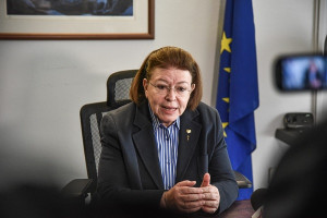 Μενδώνη: Η γραφειοκρατία «πνίγει» τα μεγάλα μουσεία