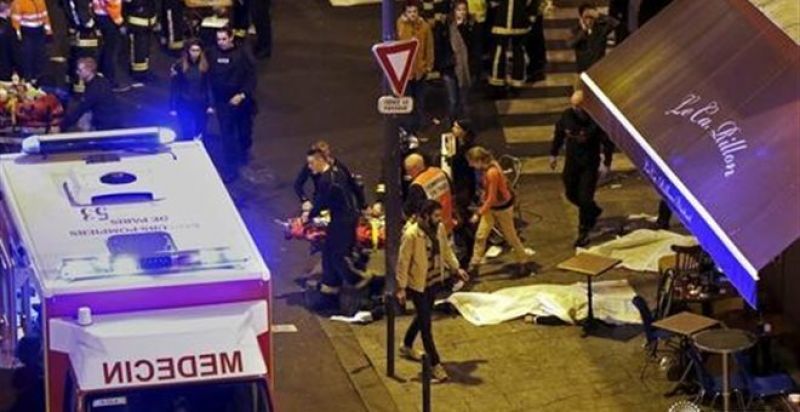 Παρίσι: Και δεύτερος βομβιστής πέρασε από την Ελλάδα!