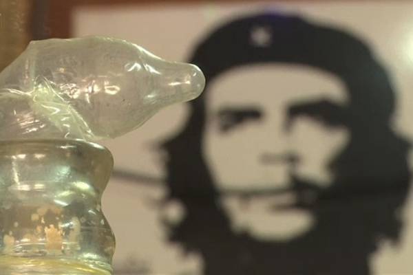 Στην Κούβα παράγουν κρασί από εξωτικά φρούτα με χρήση προφυλακτικών