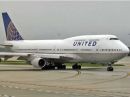 United Airlines: Δεν θα χρησιμοποιούμε πλέον αστυνομικούς για να απομακρύνουμε επιβάτες