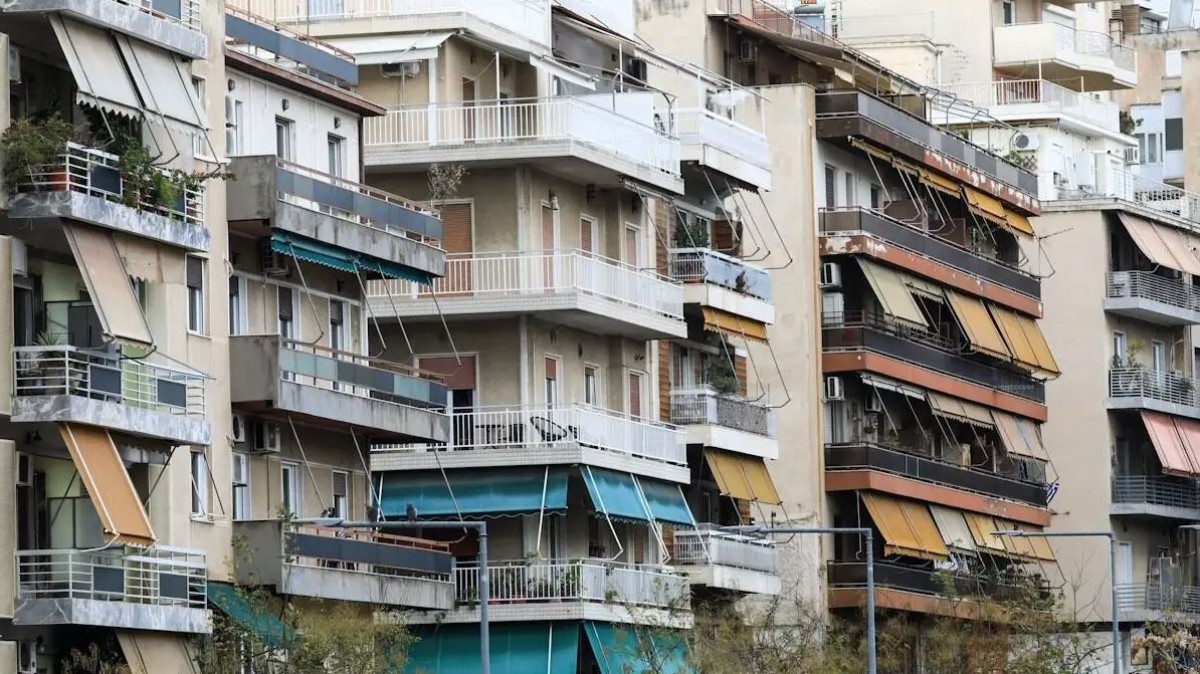 Έρευνα - ΕΚΠΟΙΖΩ: «Άπιαστο όνειρο» η ενεργειακή αναβάθμιση για το 67% των νοικοκυριών