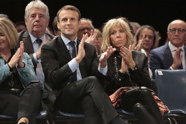 Πρώτο exit-poll των γαλλικών εκλογών: Πρωτιά Μακρόν με 30%