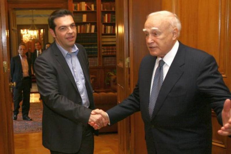 Παπούλιας: "Πρέπει να υπάρχει δημόσια τηλεόραση αλλά έχω περιορισμένες δυνατότητες" - Τσίπρας: "Κύριε Πρόεδρε, δεν είστε κλητήρας"