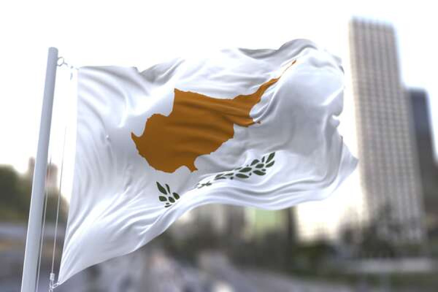 H Κύπρος «πάγωσε» 1,2 δισ. ρωσικά περιουσιακά στοιχεία