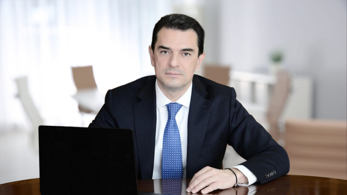 Επαφές ΥΠΕΝ με Κομισιόν για το... φρένο στη ρήτρα αναπροσαρμογής