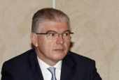 Ο Ανδρέας Λυκουρέντζος αποσύρεται από την πρώτη γραμμή της πολιτικής