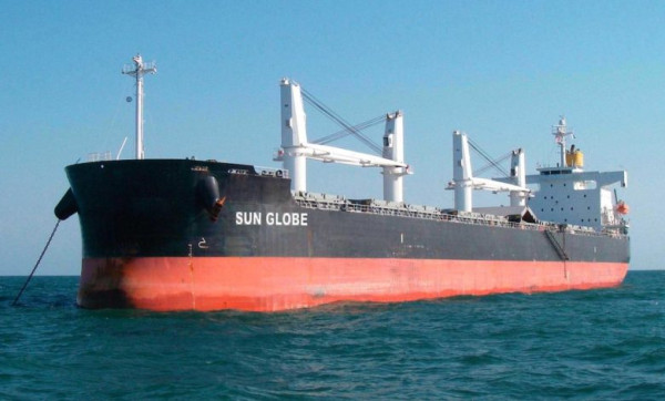 Globus Maritime: Εξετάζει την πώληση και επαναμίσθωση νεότευκτου ultramax