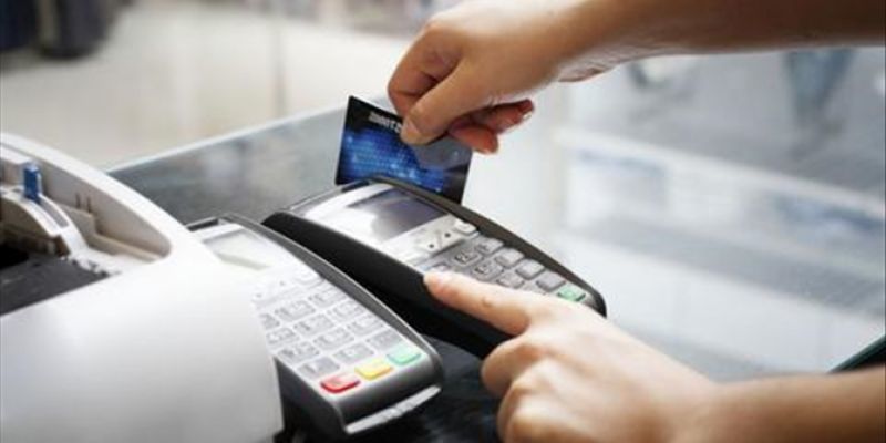 Μόνο μέσω καρτών χτίζεται το αφορολόγητο για το 2016