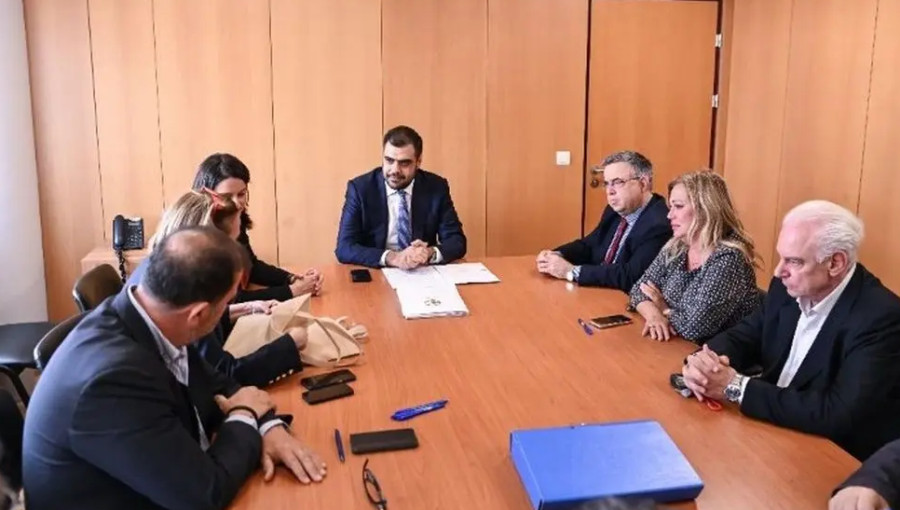 Συλλογική σύμβαση εργασίας για δημοσιογράφους που απασχολούνται στο δημόσιο