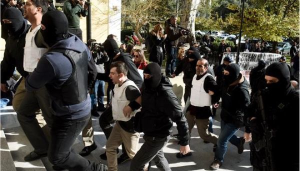 Συμβούλιο Εφετών Λάρισας: "Μπλόκο" στην έκδοση ενός εκ των οκτώ