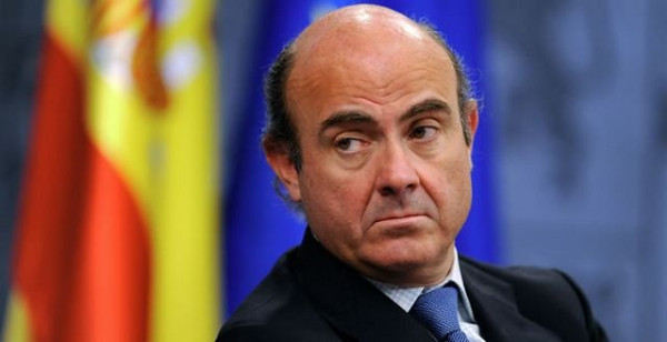Ντε Γκίντος: Ορισμένες ευρωπαϊκές τράπεζες είναι ευάλωτες στις αυξήσεις επιτοκίων