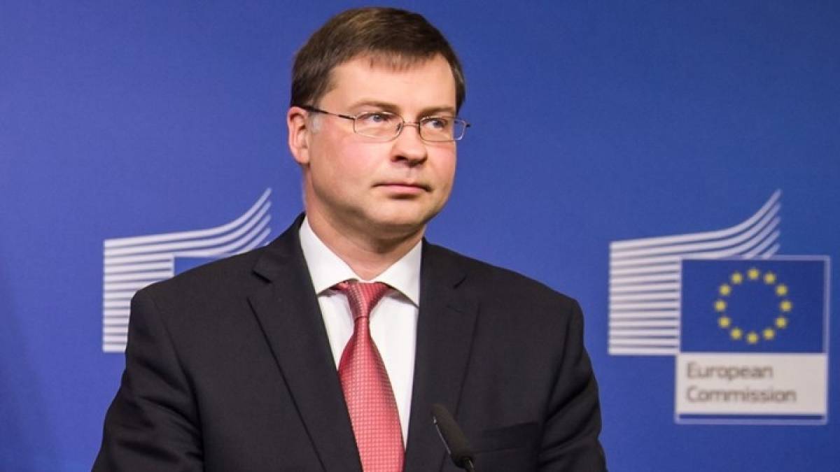 Χρέος και ταμειακό απόθεμα προτεραιότητες του Ντομπρόβσκις