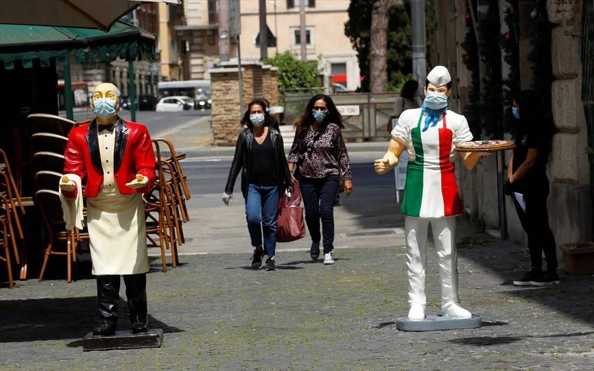 Κορονοϊός-Ιταλία: 8.824 νέα κρούσματα και 377 θάνατοι