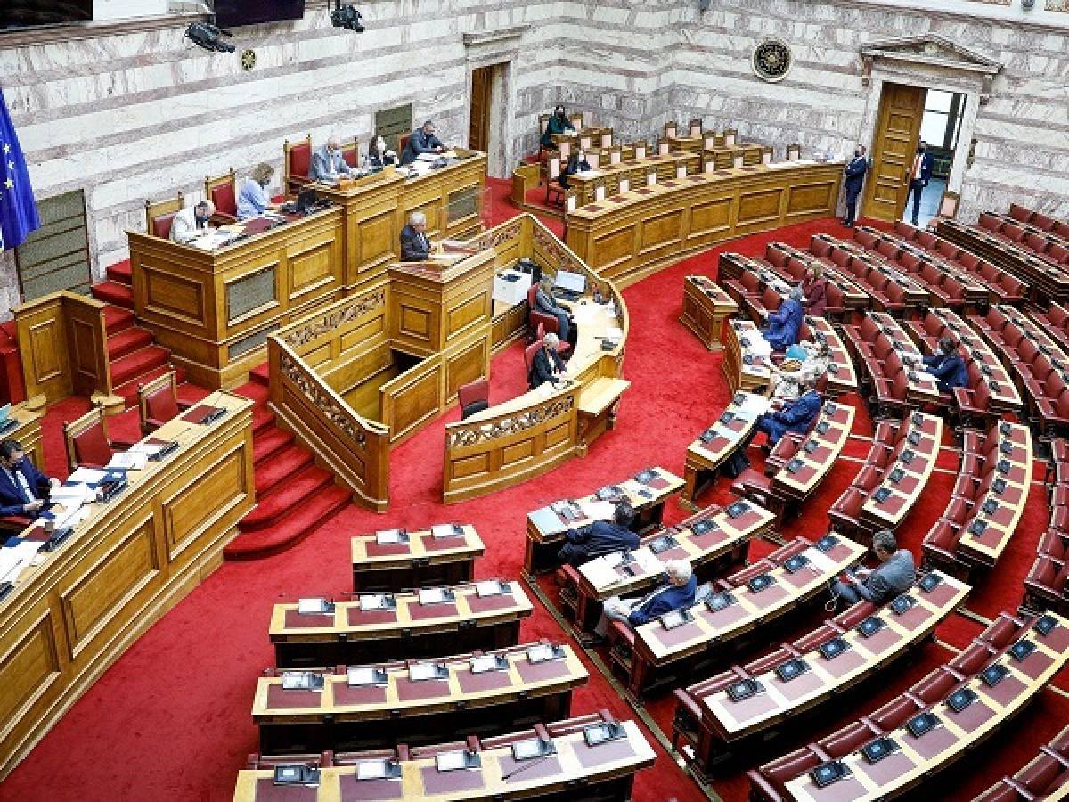 «Πέρασε» το ν/σ για την αναμόρφωση του υπαίθριου εμπορίου