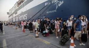 Συνεχίζεται η φυγή των εκδρομέων του Αυγούστου