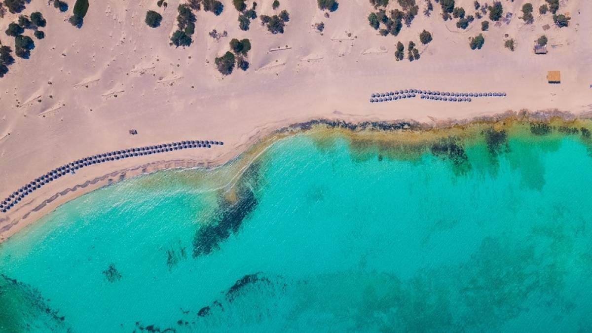 Conde Nast Traveller: Τρία ελληνικά νησιά στα κορυφαία της Ευρώπης»