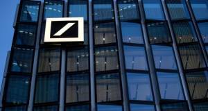 Μείωση 65% στα καθαρά κέρδη της Deutsche Bank