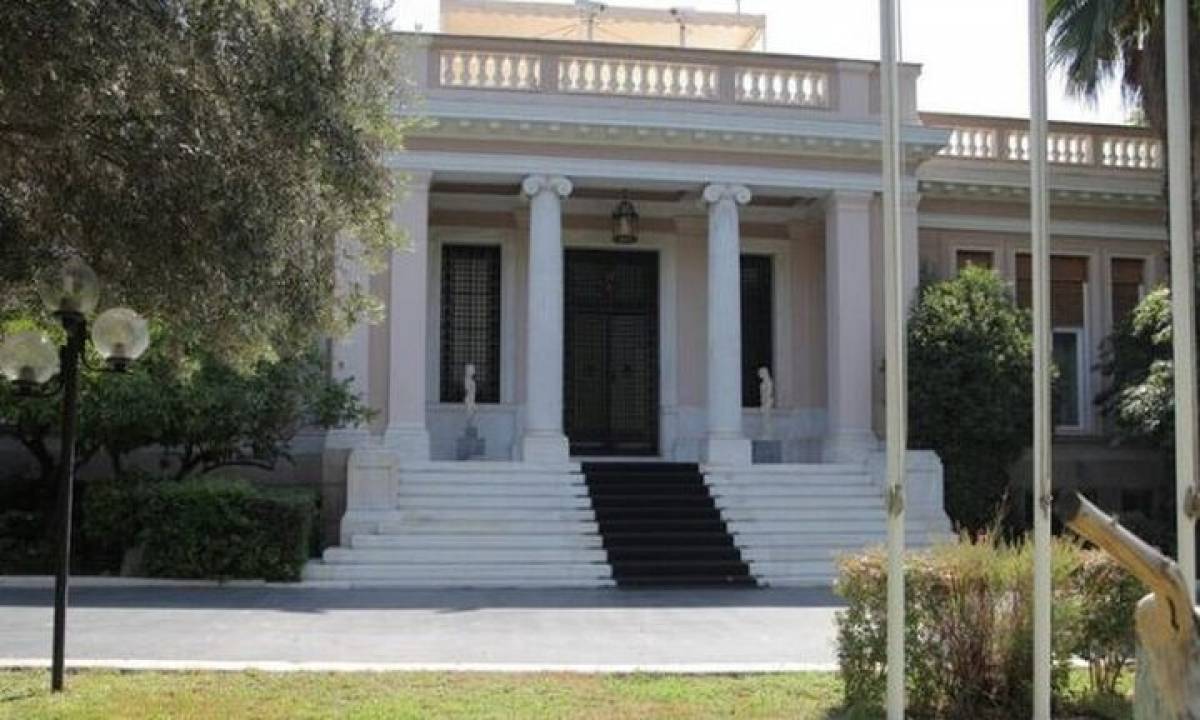 Ξεκίνησε ο γύρος τηλεφωνημάτων Μαξίμου-πολιτικών αρχηγών για τον εκλογικό νόμο