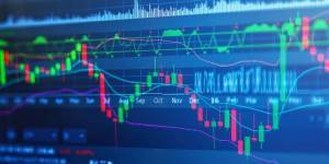 Bloomberg: Η Ελλάδα... αγγίζει την επενδυτική βαθμίδα