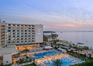 World Travel Awards 2018: Απονομή Τιμητικού βραβείου στον Αριστοτέλη Διβάνη