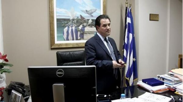 "Αγώνας δρόμου" του Γεωργιάδη για να βρεθεί λύση, έως την Τρίτη, με τα ιδιωτικά εργαστήρια &amp; τα διαγνωστικά κέντρα