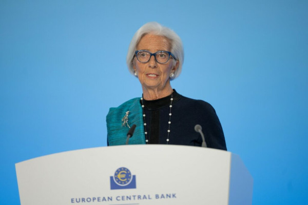 Λαγκάρντ: Καμπανάκι για ενέργεια και πληθωρισμό – Ανοιχτά όλα τα ενδεχόμενα για τα επιτόκια