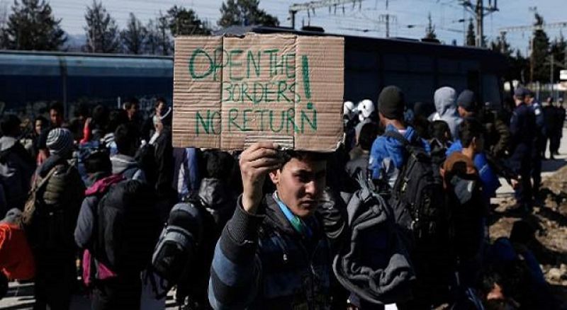 Εκρηκτική η κατάσταση στην Ειδόμενη-6.000 πρόσφυγες αποκλεισμένοι στα ελληνοσκοπιανά σύνορα