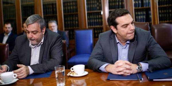 Ενδεχόμενο πρόωρων εκλογών: Απειλή του Τσίπρα ή υπόσχεση;