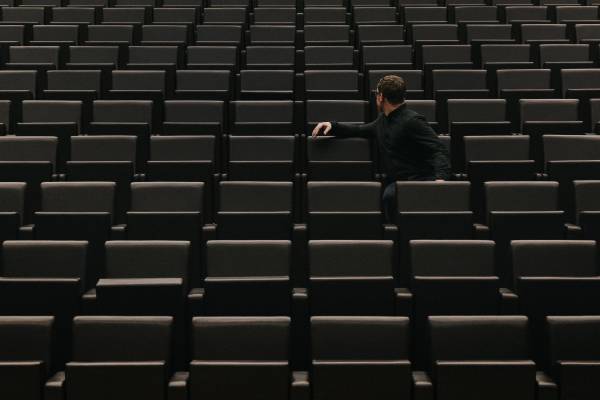 Ανεξάρτητα θέατρα: Επιστολή με αιτήματα στο υπουργείο Πολιτισμού